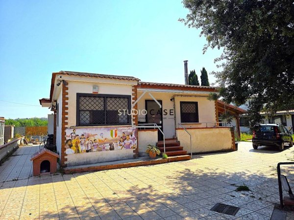 casa indipendente in vendita a Quarto