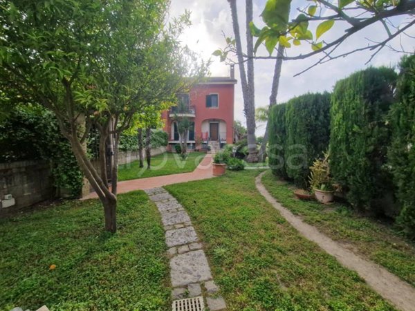 casa indipendente in vendita a Quarto