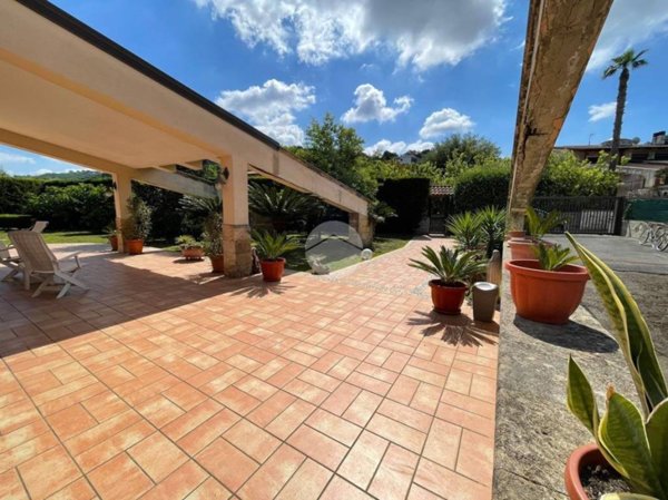 casa indipendente in vendita a Quarto