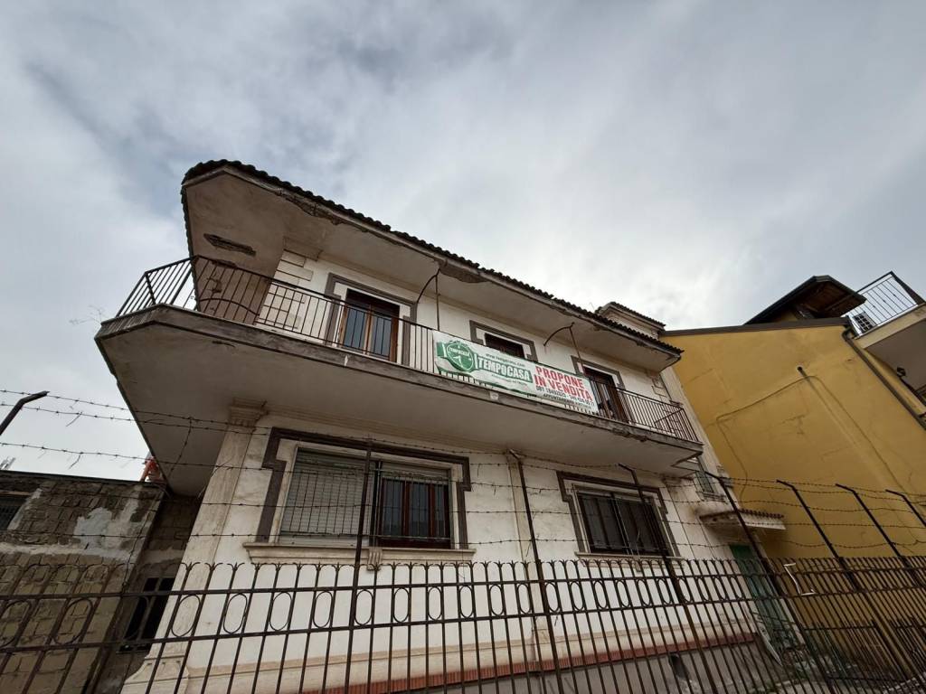 casa indipendente in vendita a Quarto