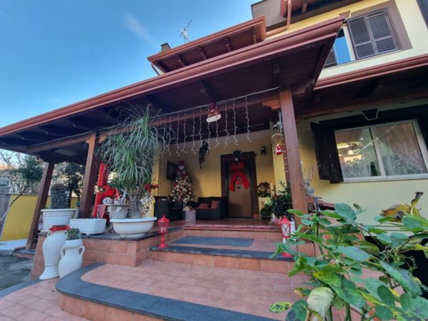 casa indipendente in vendita a Quarto