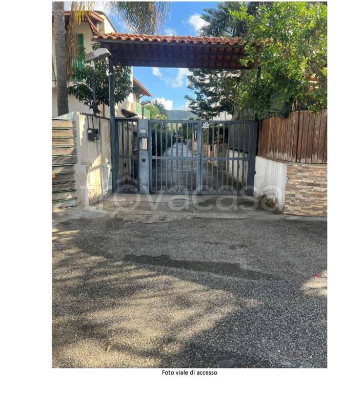 casa indipendente in vendita a Quarto