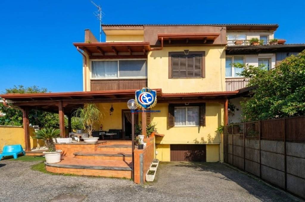 casa indipendente in vendita a Quarto