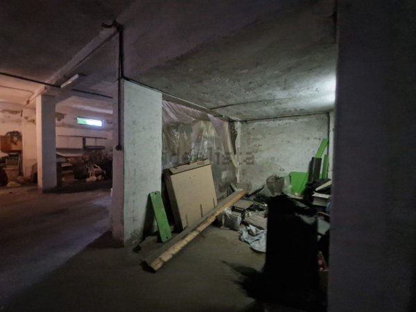 box auto in vendita a Quarto