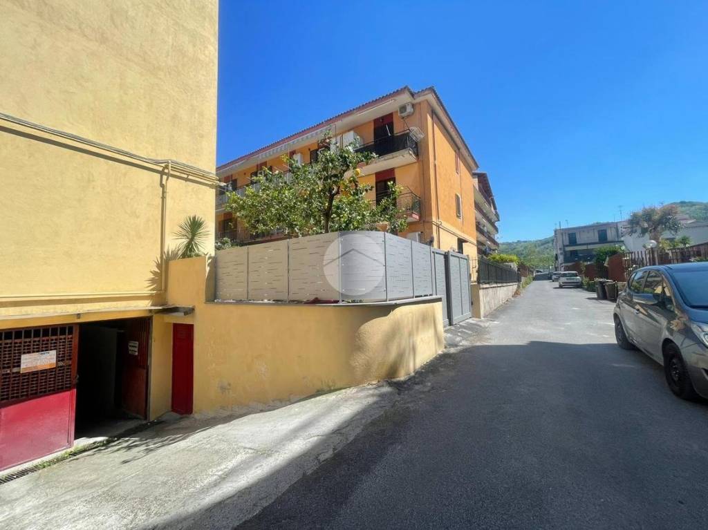 box auto in vendita a Quarto
