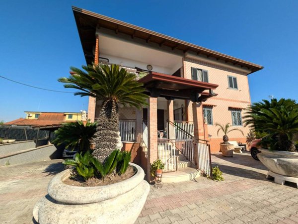 casa indipendente in vendita a Quarto