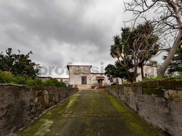 casa indipendente in vendita ad Ercolano