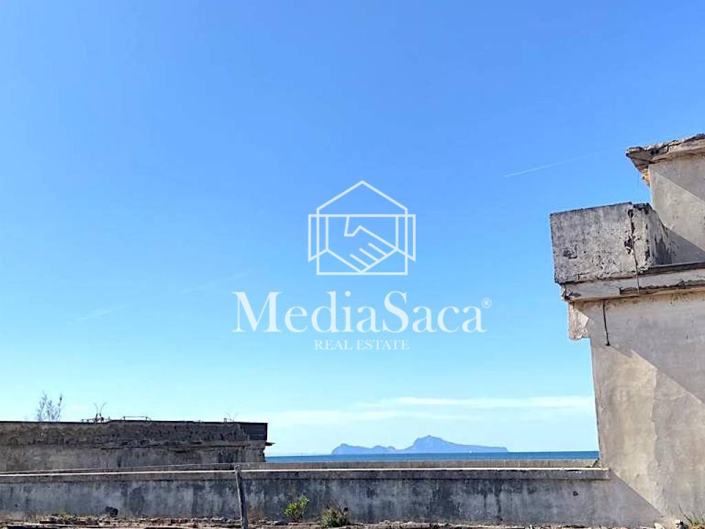 locale commerciale in vendita ad Ercolano