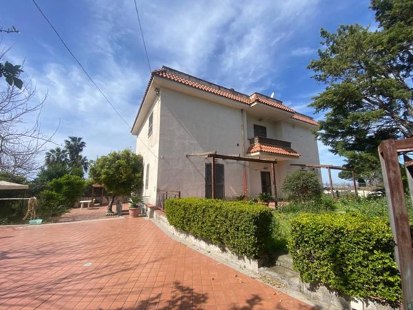 casa indipendente in vendita ad Ercolano