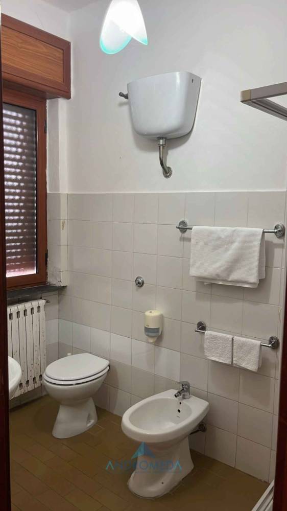 negozio in vendita ad Ercolano