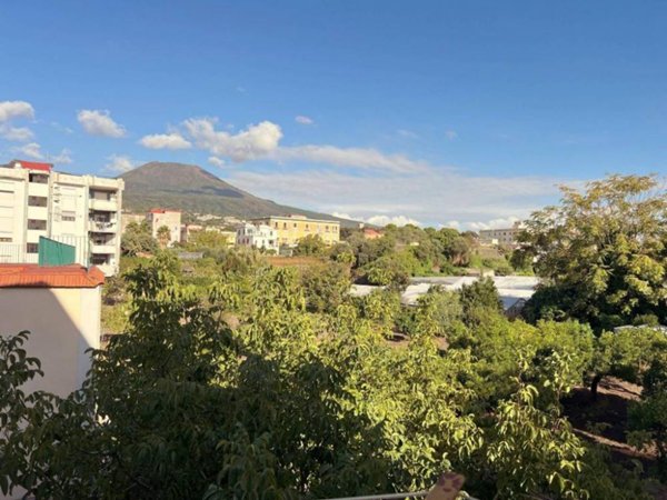 appartamento in vendita ad Ercolano