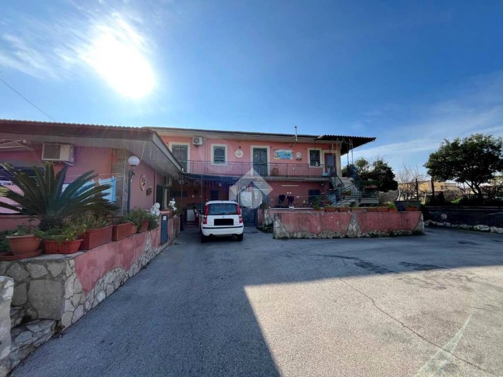 casa indipendente in vendita ad Ercolano