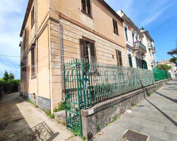 quadrivano in vendita ad Ercolano