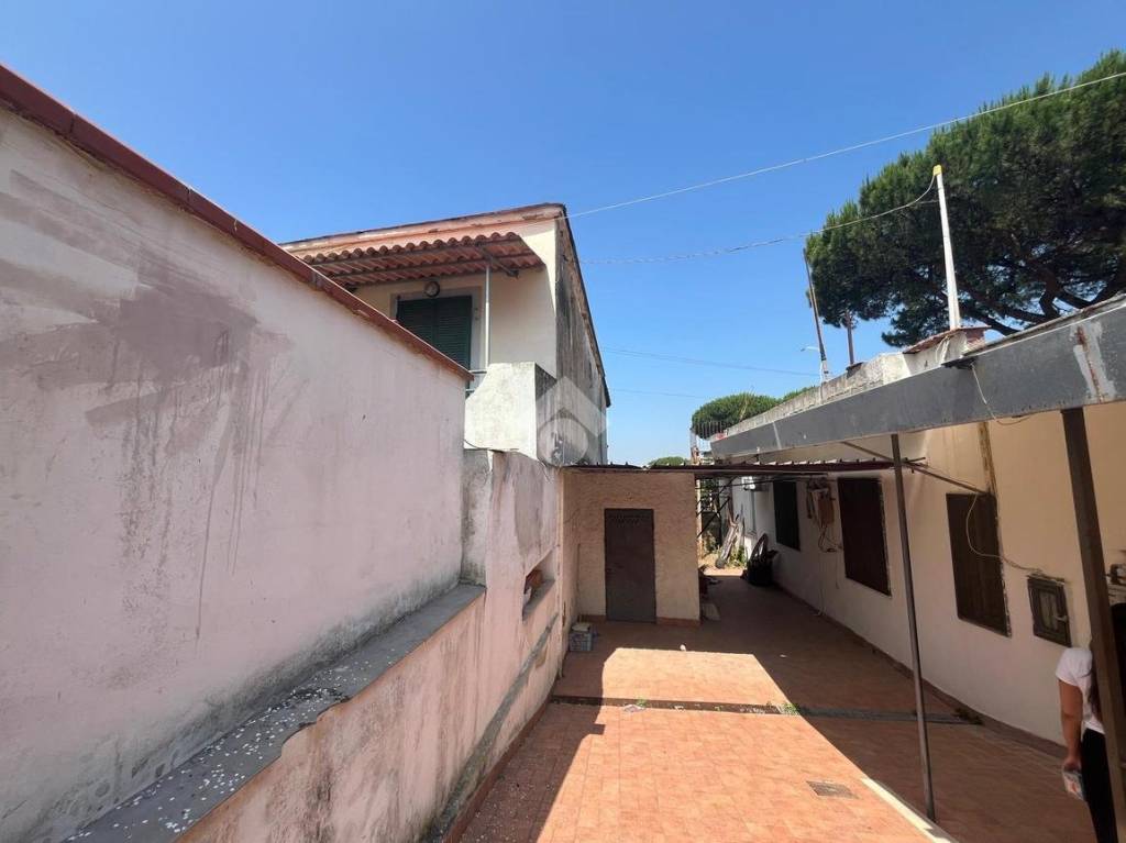 casa indipendente in vendita ad Ercolano
