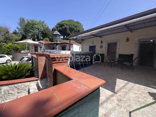 casa indipendente in vendita ad Ercolano