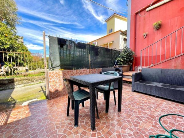 casa indipendente in vendita ad Ercolano in zona San Vito