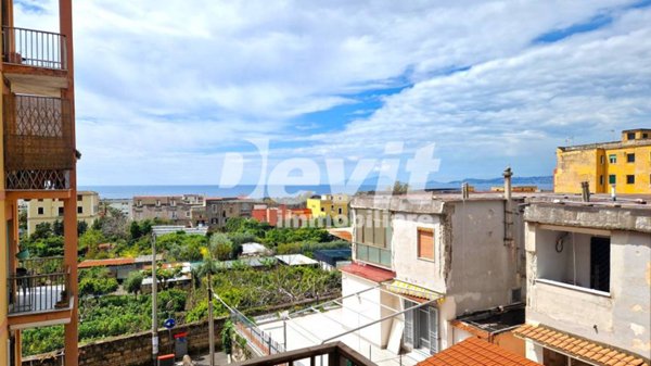 appartamento in vendita ad Ercolano in zona Miglio d'oro