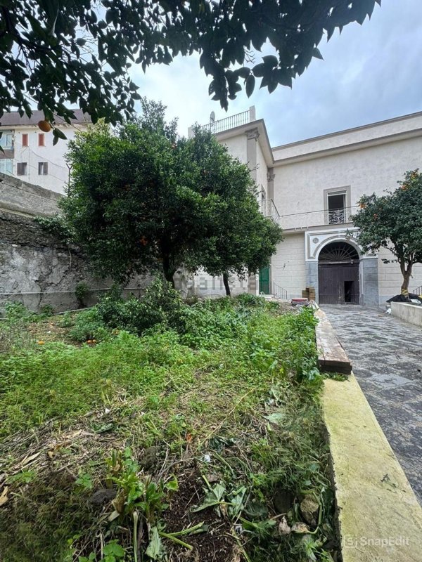 casa indipendente in vendita ad Ercolano