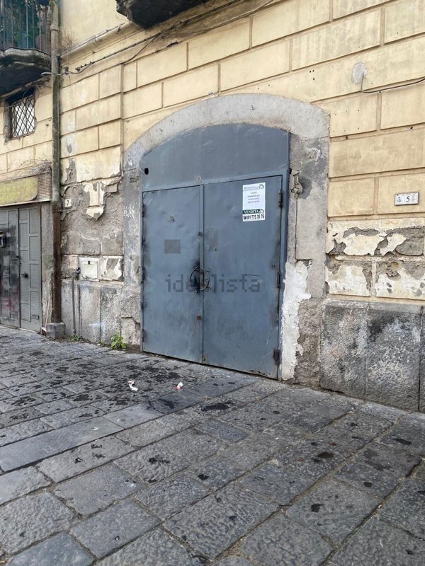 locale commerciale in vendita ad Ercolano