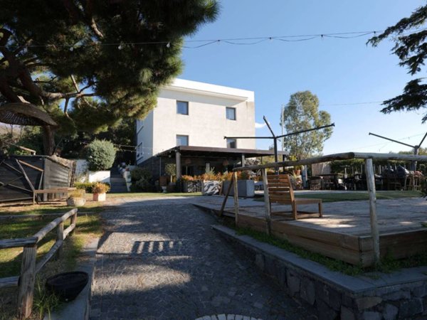 intera palazzina in vendita ad Ercolano