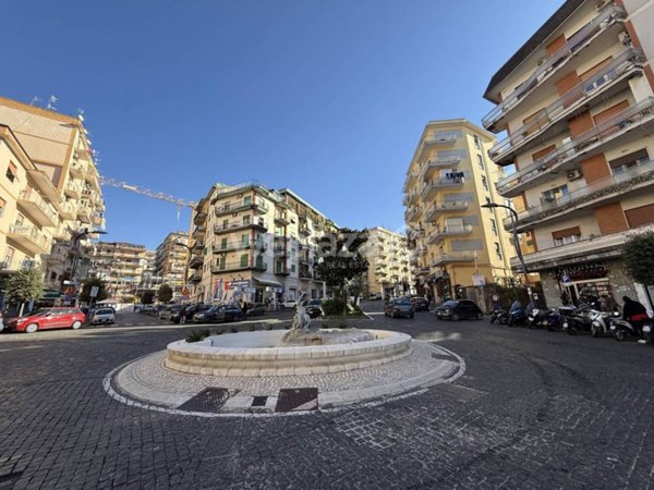 negozio in vendita ad Ercolano