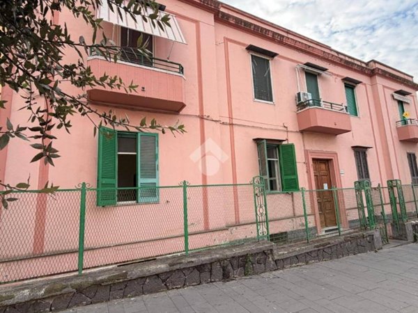 appartamento in vendita ad Ercolano in zona Ercolano Scavi