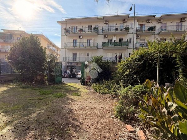 casa indipendente in vendita ad Ercolano in zona Ercolano Scavi