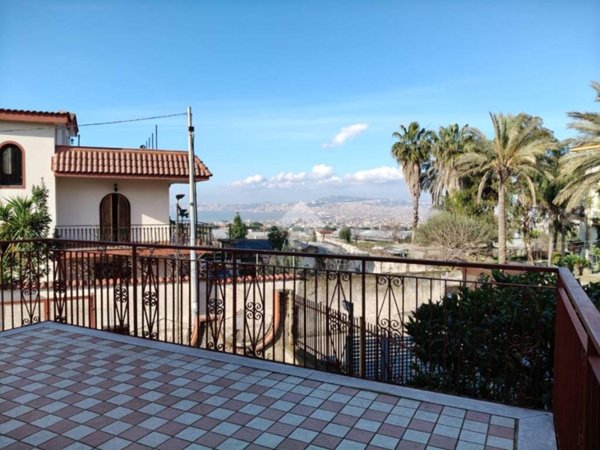 casa indipendente in vendita ad Ercolano
