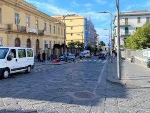 negozio in vendita ad Ercolano