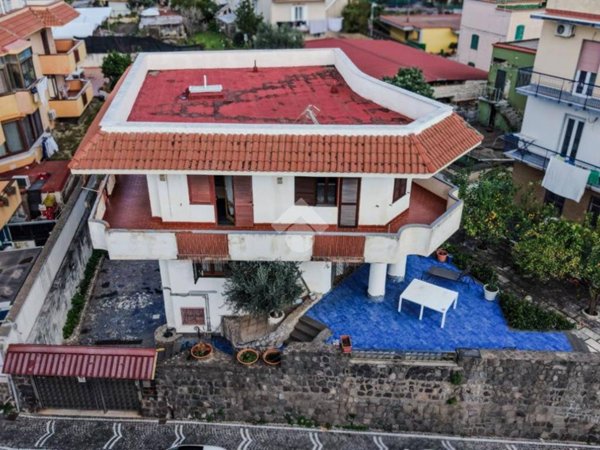 casa indipendente in vendita ad Ercolano