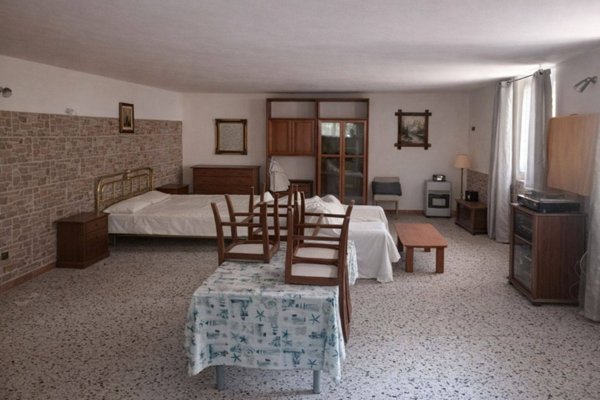 negozio in vendita ad Ercolano