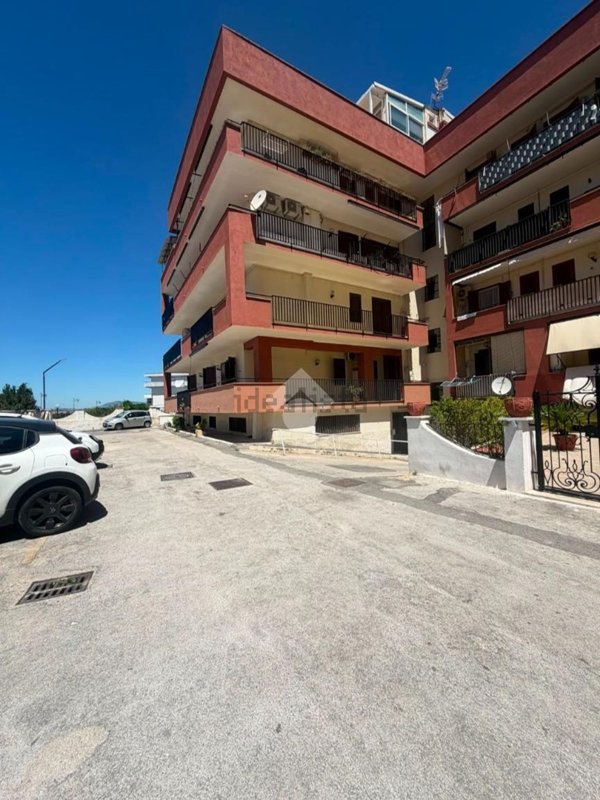 appartamento in vendita ad Ercolano in zona Miglio d'oro