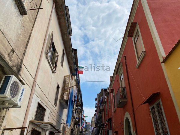 appartamento in vendita ad Ercolano in zona Ercolano Scavi