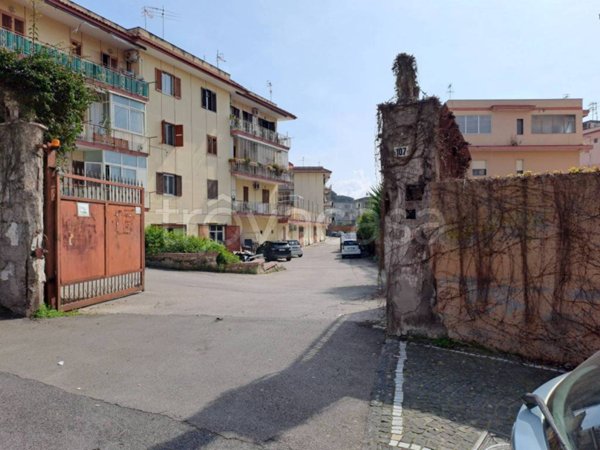 box auto in vendita ad Ercolano in zona Ercolano Scavi