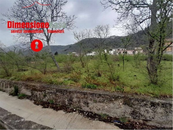 terreno edificabile in vendita a Roccarainola in zona Piazza