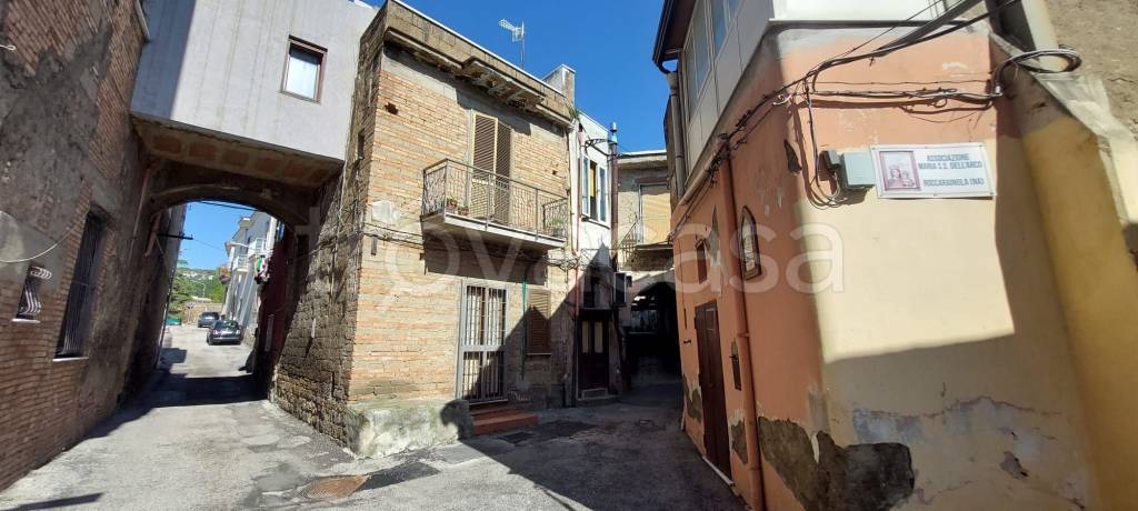 appartamento in vendita a Roccarainola in zona Piazza