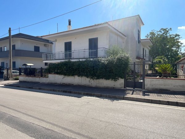 casa indipendente in vendita a Roccarainola in zona Sasso