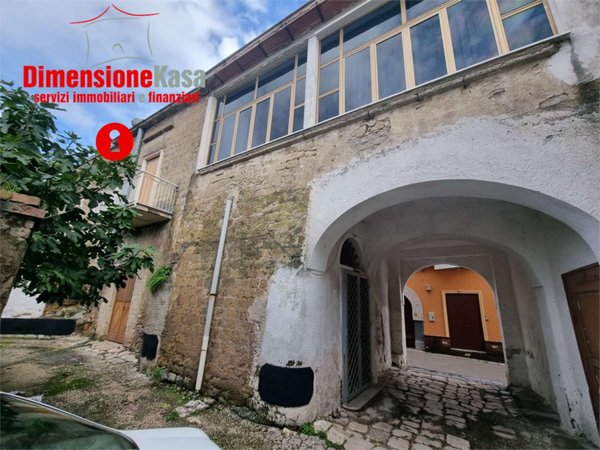 casa indipendente in vendita a Roccarainola in zona Piazza