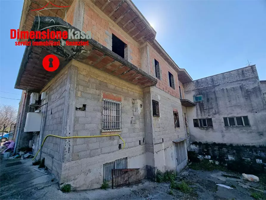 intera palazzina in vendita a Roccarainola in zona Piazza