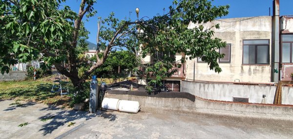 casa indipendente in vendita a Roccarainola in zona Sasso