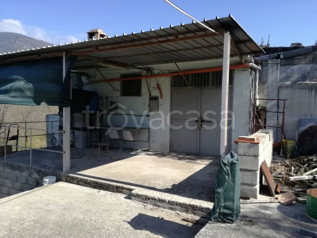 casale in vendita a Roccarainola in zona Piazza