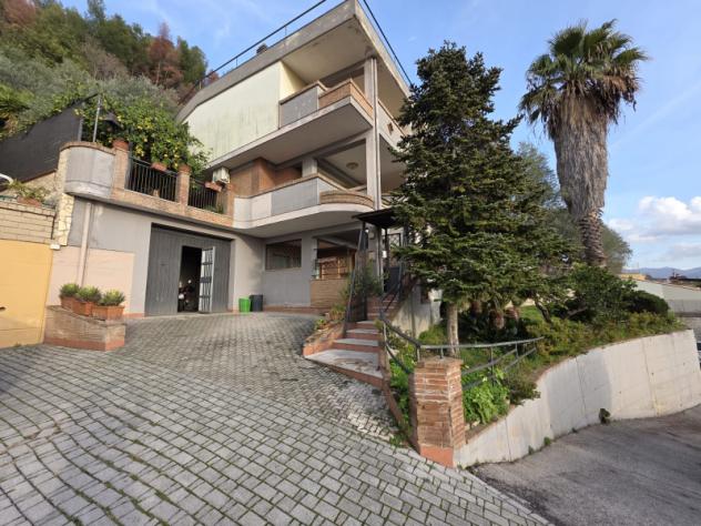 casa indipendente in vendita a Roccarainola in zona Piazza