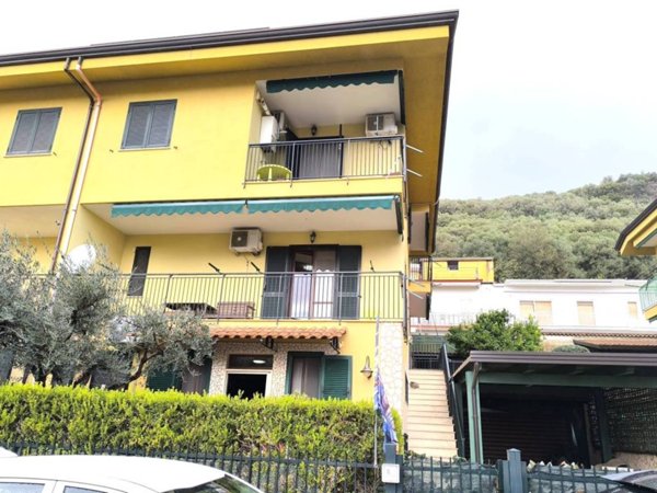 casa indipendente in vendita a Roccarainola