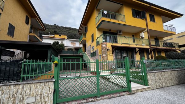 casa indipendente in vendita a Roccarainola