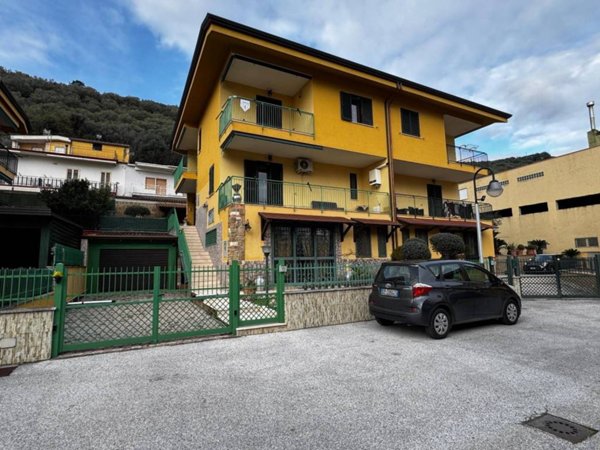 casa indipendente in vendita a Roccarainola