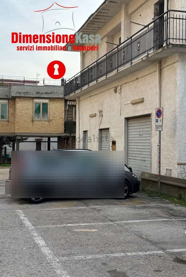 locale di sgombero in vendita a Roccarainola