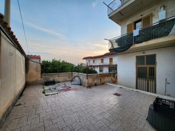 casa indipendente in vendita a Roccarainola in zona Piazza