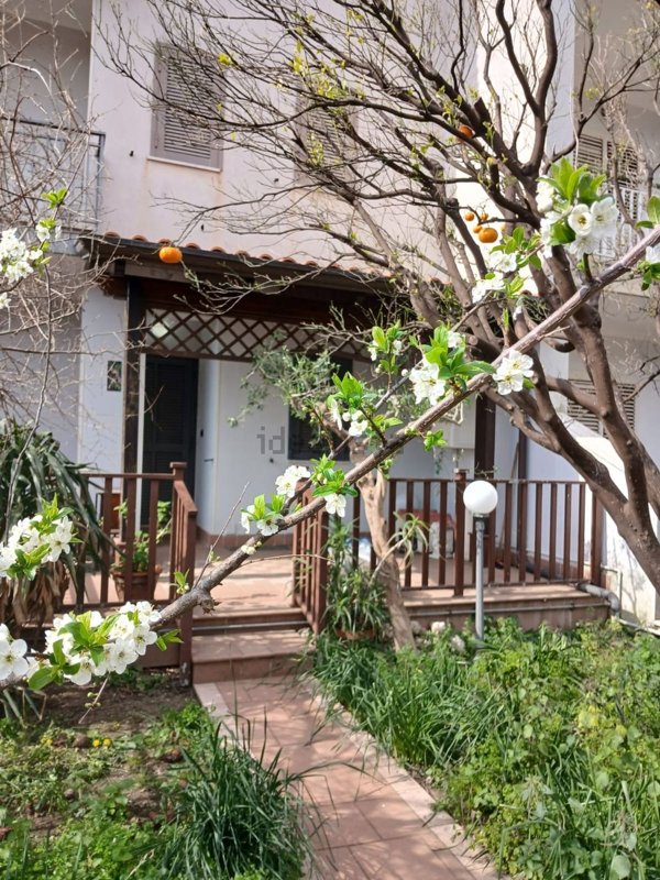 casa indipendente in vendita a Roccarainola in zona Piazza
