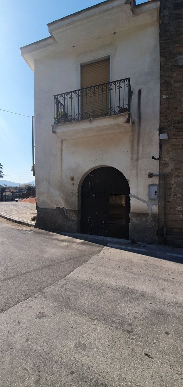 appartamento in vendita a Roccarainola in zona Piazza