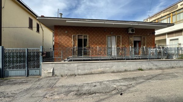 casa indipendente in vendita a Roccarainola in zona Piazza